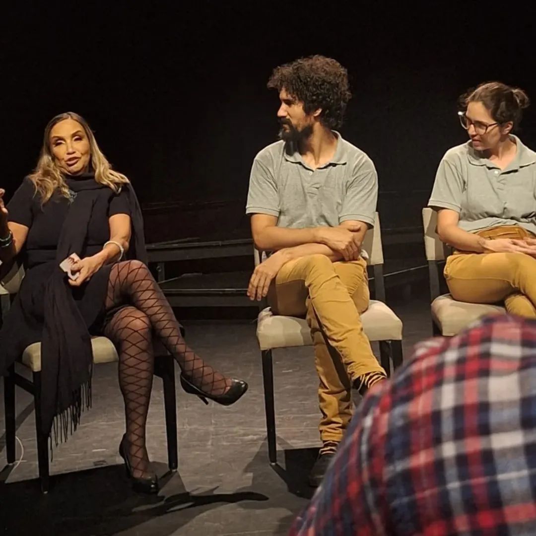 Diálogos sobre psicologia — trajetória profissional da Dra. Julia Sereicikas